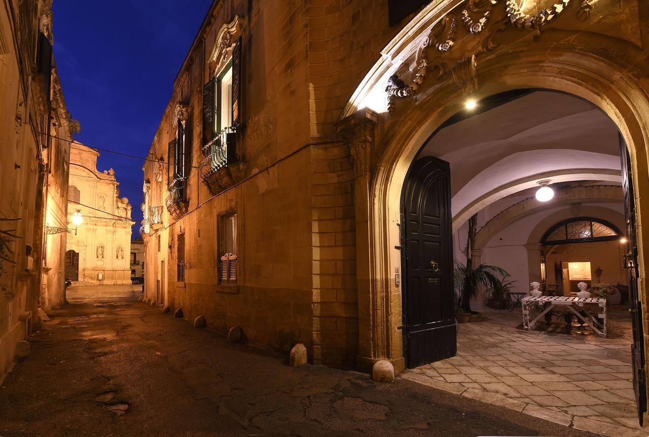 Palazzo Guido Bed & Breakfast Lecce Exterior photo