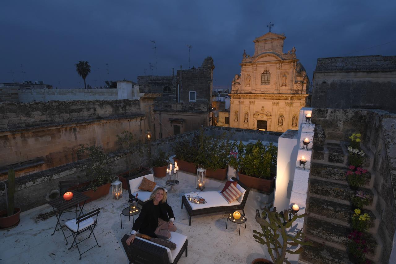 Palazzo Guido Bed & Breakfast Lecce Exterior photo